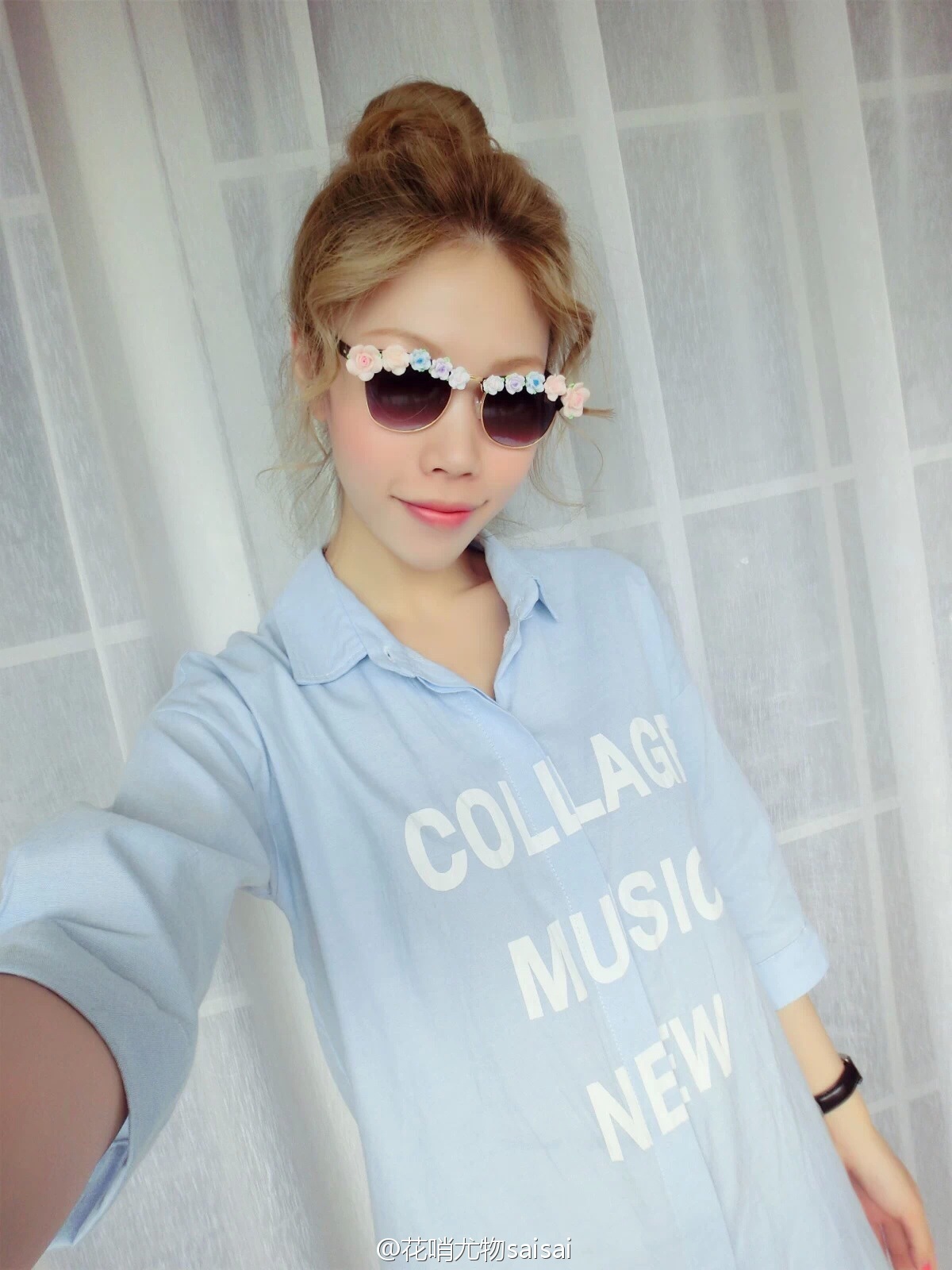 花哨尤物saisai的微博列表微女郎